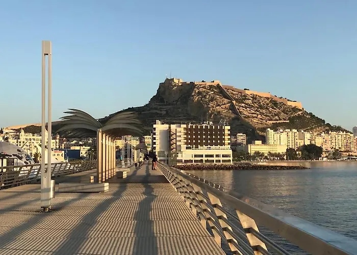 Casco Historico , Playa Postiguet * Alicante